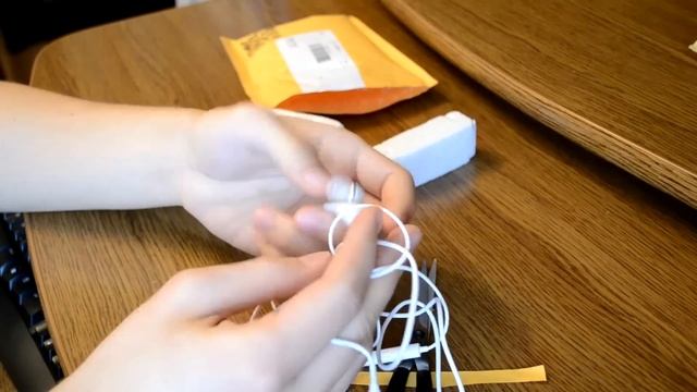 Обзор посылки из Китая - наушники для Samsung Galaxy S4 с Aliexpress за 1.30$ смотреть онлайн