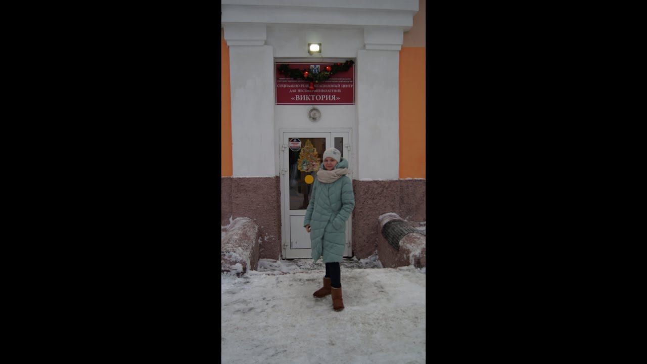 Динара Вдовина. Предновогодний мини-концерт в Детском Доме.