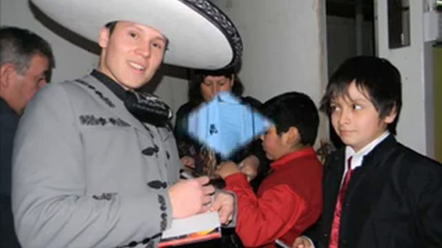 Carlos Gutierrez el charro curicano смотреть онлайн