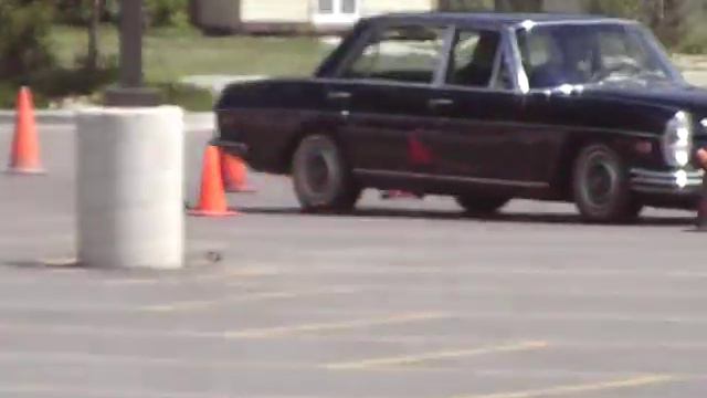 Ridiculous Autocross Run In A Mercedes 6.3 смотреть онлайн