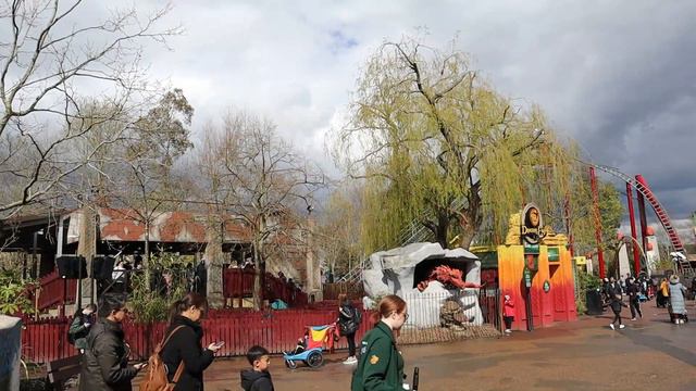 What Rides Are OPEN? | Chessington World Of Adventures Vlog April 2023! | смотреть онлайн