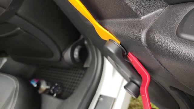 Как снять ручку ручного стеклоподъёмника Renault Laguna 3 iii смотреть онлайн