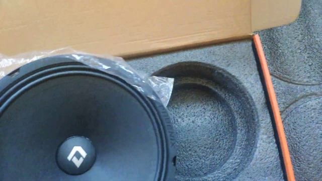 распаковка DL audio phoenix sport 200 смотреть онлайн