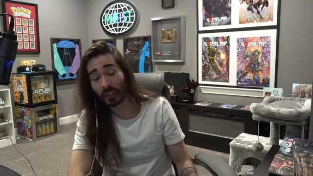 This Guy Is Pathetic смотреть онлайн