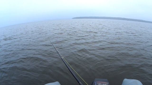 Закрытие сезона! Последняя рыбалка с лодки. Поиск судака на водохранилище