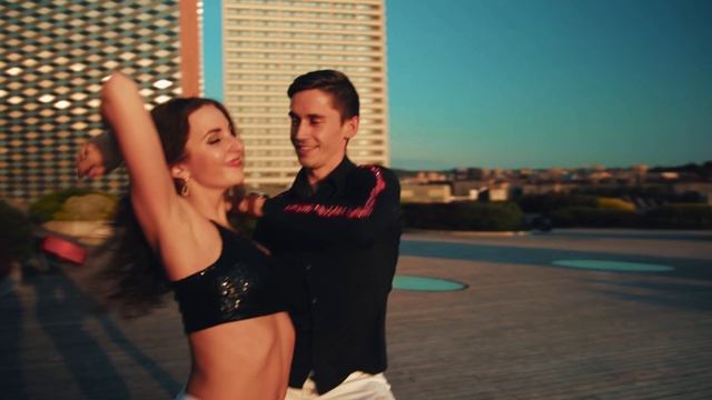 Bachata Sensual by Vuelta Dance Studio/ DJ Tronky - Baby (remix)/ Vilnius, Lithuania смотреть онлайн