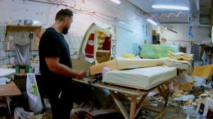 Что внутри мягкой мебели. Часть 2. Какой инструмент нужен для перетяжки мебели.