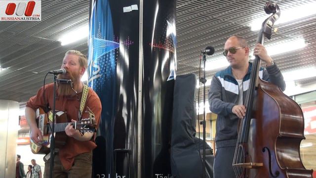 ★ «Der liebe Gott» da Weana (Austria). Vienna Street Performers by RussianAustria.com смотреть онлайн