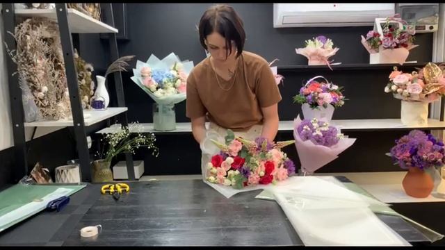 flowers for McQueen winner смотреть онлайн