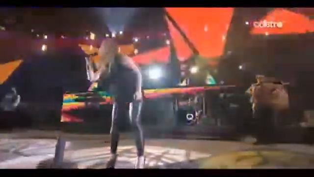 Amaia Montero - Caminando (Directo Los 40 principales) смотреть онлайн