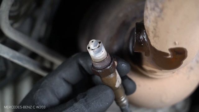 Как заменить лямбда-зонд на MERCEDES-BENZ W203 C-Class [ВИДЕОУРОК AUTODOC] смотреть онлайн