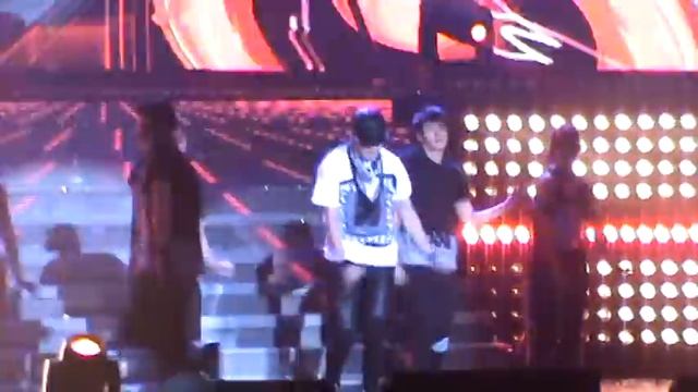 2014 01 11 Lee Joon Gi Shanghai Fan Meeting Ringa Linga by loosc3 смотреть онлайн