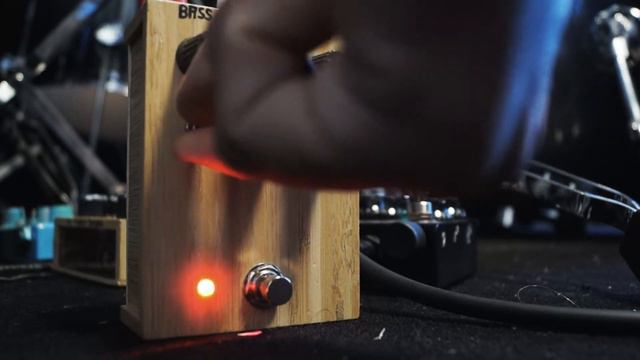 Heavy Metal Distortion by Fanta Studio for Bass and Guitar смотреть онлайн