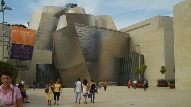 Guggenheim Museum - Bilbao, Spain смотреть онлайн