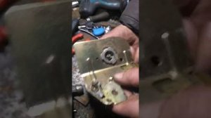 Снятие личинки с замка багажника форд фокус 1, хэтчбек