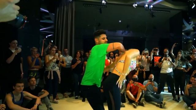 Shawn Mendes, Camila Cabello bachata remix by Dj Vini and best bachata dance by Luis and Andrea смотреть онлайн