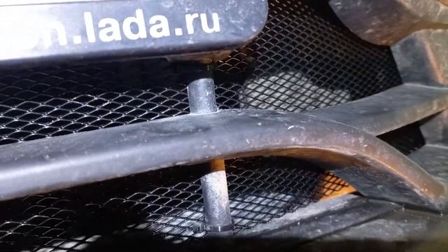 Установка сетки на гранту fl без снятия бампера смотреть онлайн