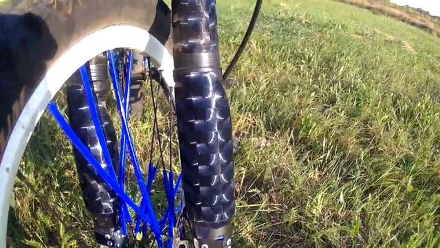 Зд плёнка квадрат, оклейка вилки Зум. ВБ Стайлинг. смотреть онлайн