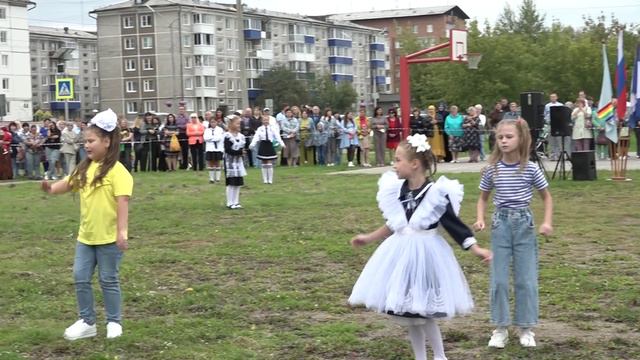 "Линейка 1 сентября", от 2 сентября 2024г. смотреть онлайн