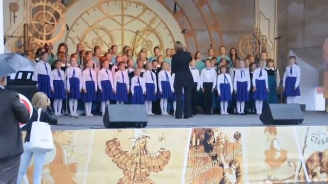 "Песня о Красной площади" муз М.Лазарева сл. И.Токмаковой смотреть онлайн