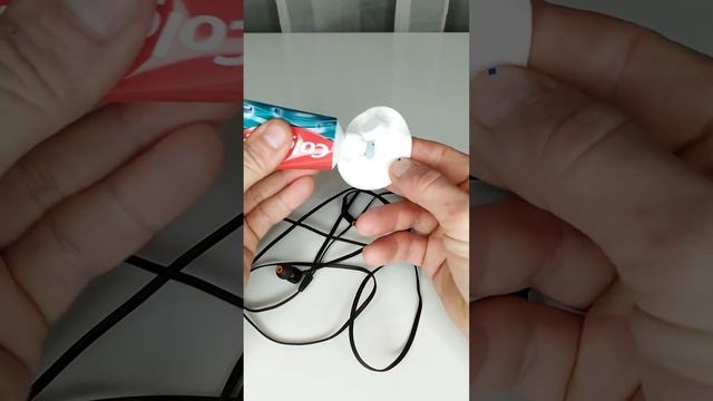 Как почистить любые наушники,смотать и как хранить их? смотреть онлайн