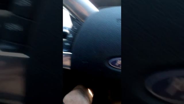 Форд фокус 2 при езеде на маленькой скорости по небольшим кочкам слишен стук (клацание) смотреть онлайн