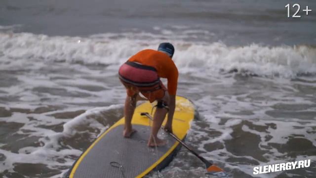 SUP-сёрфинг: как кататься на волнах и не отхватить от других сёрферов смотреть онлайн