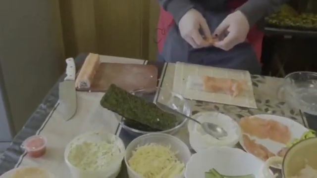 Роллы своими руками в домашних условиях. За 2000 тысячи. смотреть онлайн
