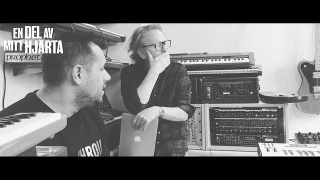Första låten från "En del av mitt hjärta" med Malin Åkerman & Jonas Karlsson смотреть онлайн
