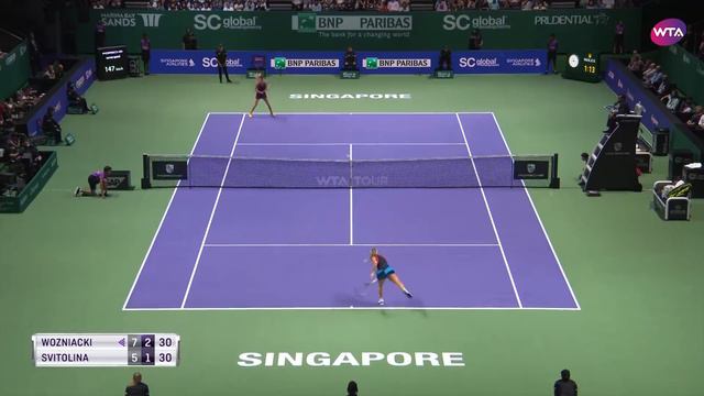 Caroline Wozniacki vs. Elina Svitolina | 2018 WTA Finals Singapore Round Robin | WTA Highlights смотреть онлайн