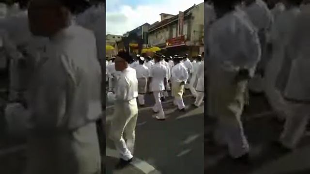 KEMANGKATAN AL-MARHUM DYMM SULTAN ISMAIL PETRA смотреть онлайн