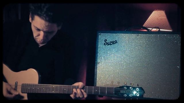Cody Brooks plays the Supro Rhythm Master 1675RT with a Danelectro Baritone смотреть онлайн