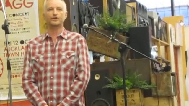 Billy Bragg at Real Groovy смотреть онлайн