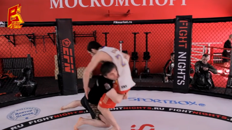 Зацеп с переходом на проход в ноги смотреть онлайн