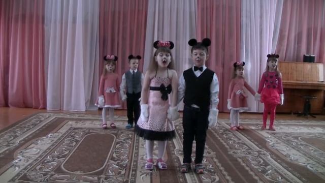 Встреча Микки и Минни маус смотреть онлайн