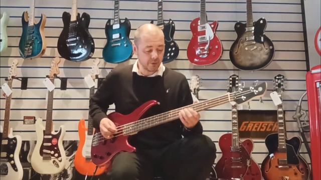 Yamaha TRBX174 - Rimmers Music смотреть онлайн