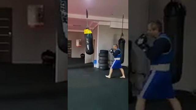 бью грушу) смотреть онлайн