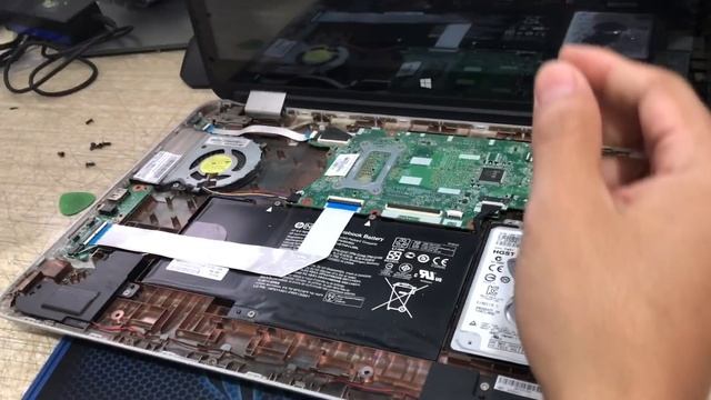 CAMBIO BATERIA INTERNA DE LAPTOP (equipos nuevos) смотреть онлайн