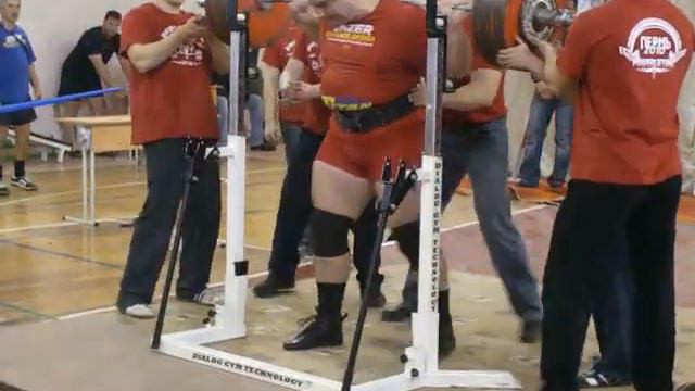 Dmitry Ivanov - 848 lb/385 kg Squat Raw with Wraps, 2010 смотреть онлайн