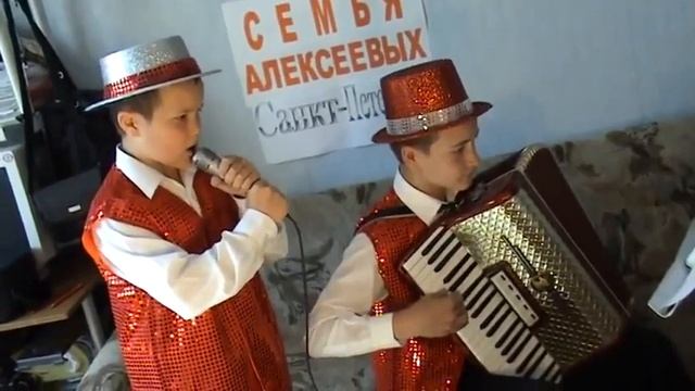 АЛЕКСЕЕВЫ Мурка Прикол с ПУКОМ 480p смотреть онлайн