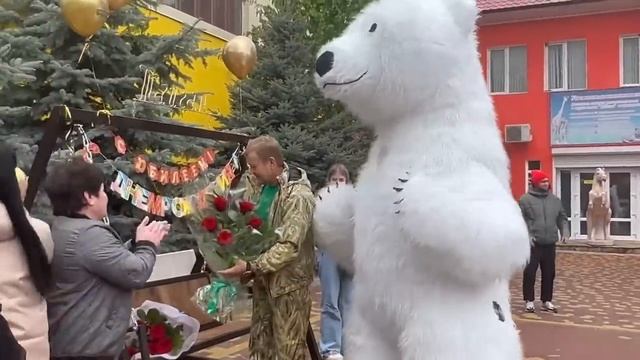 С ЮБИЛЕЕМ, дорогой Олег Алексеевич! Коллектив Парка Львов» Тайган» поздравляет любимого директора! смотреть онлайн