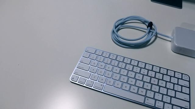 M1 iMac 24" 2021 Blue Unboxing, Set-up and First Impressions смотреть онлайн