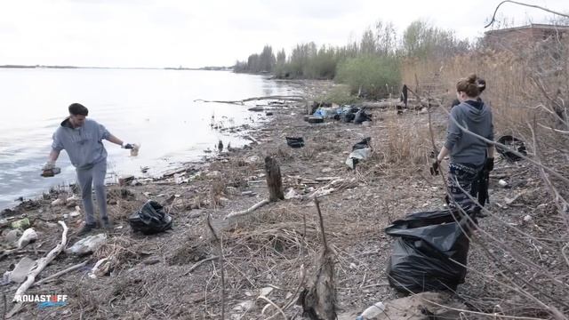 ОГРОМНАЯ КУЧА МУСОРА на берегу Волги смотреть онлайн