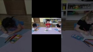 Средняя группа "Көбелек "? ✏️ ? ✏️ ? ✏️ ? ✏️ Рисование "Рыбки в аквариуме "