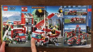Let's Leaf Through: LEGO catalog 2009