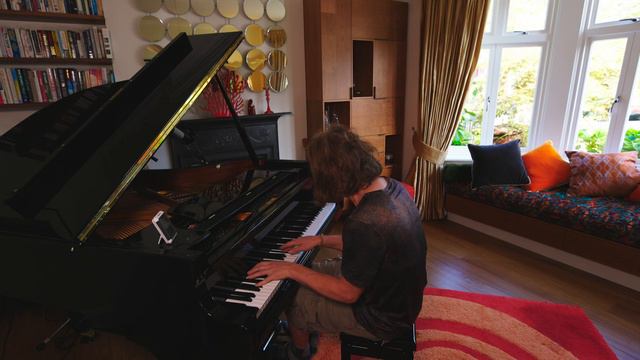 Beethovens Moonlight Sonata Mov 1 - Sontronics Apollo 2 - Amateur Pianist смотреть онлайн