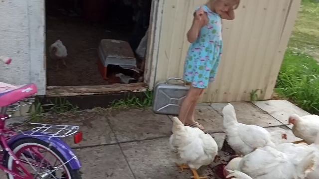 Клиент кушает. смотреть онлайн