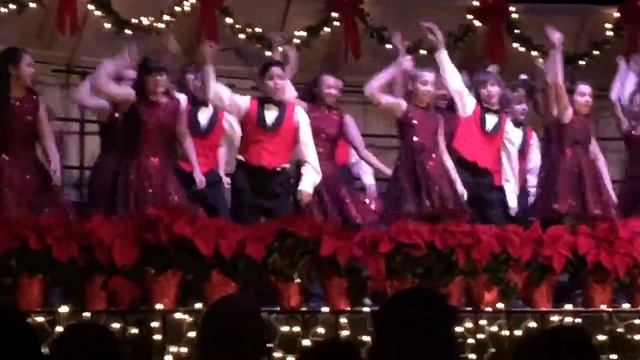 Yliah in a Christmas performance 2017 смотреть онлайн
