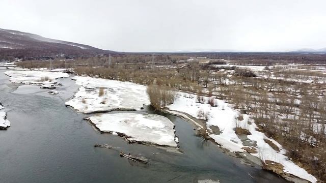 Камчатка, река Авача в районе Кеткинского моста, апрель, 2023 г. смотреть онлайн