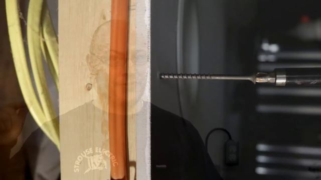 Circuit Breaker Keeps Tripping - 3 Common Reasons смотреть онлайн